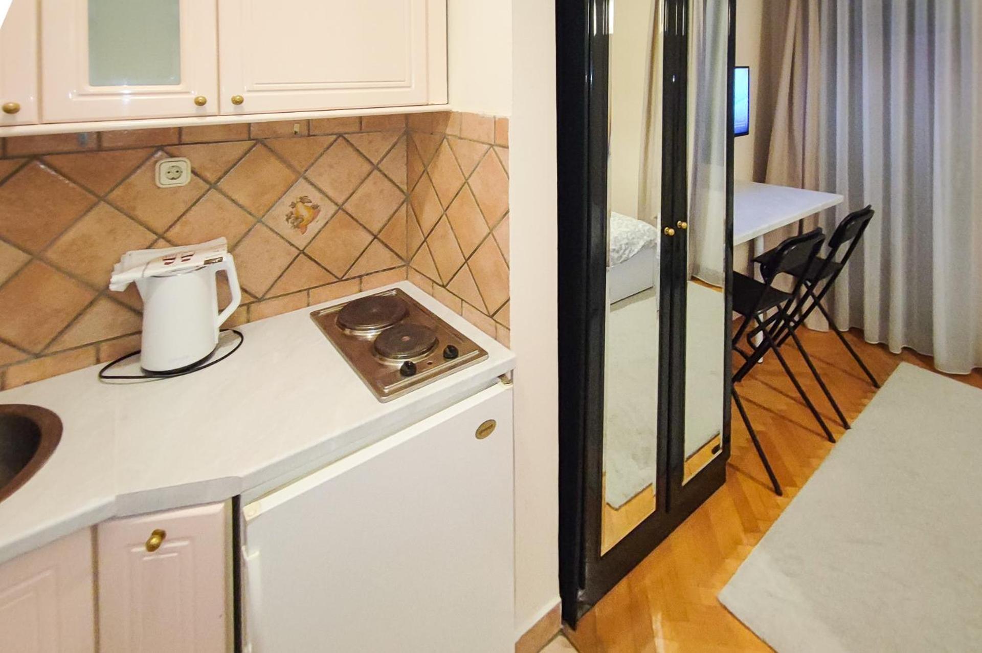 Filinhome Masarikova Studio 8 Novi Sad Exterior foto